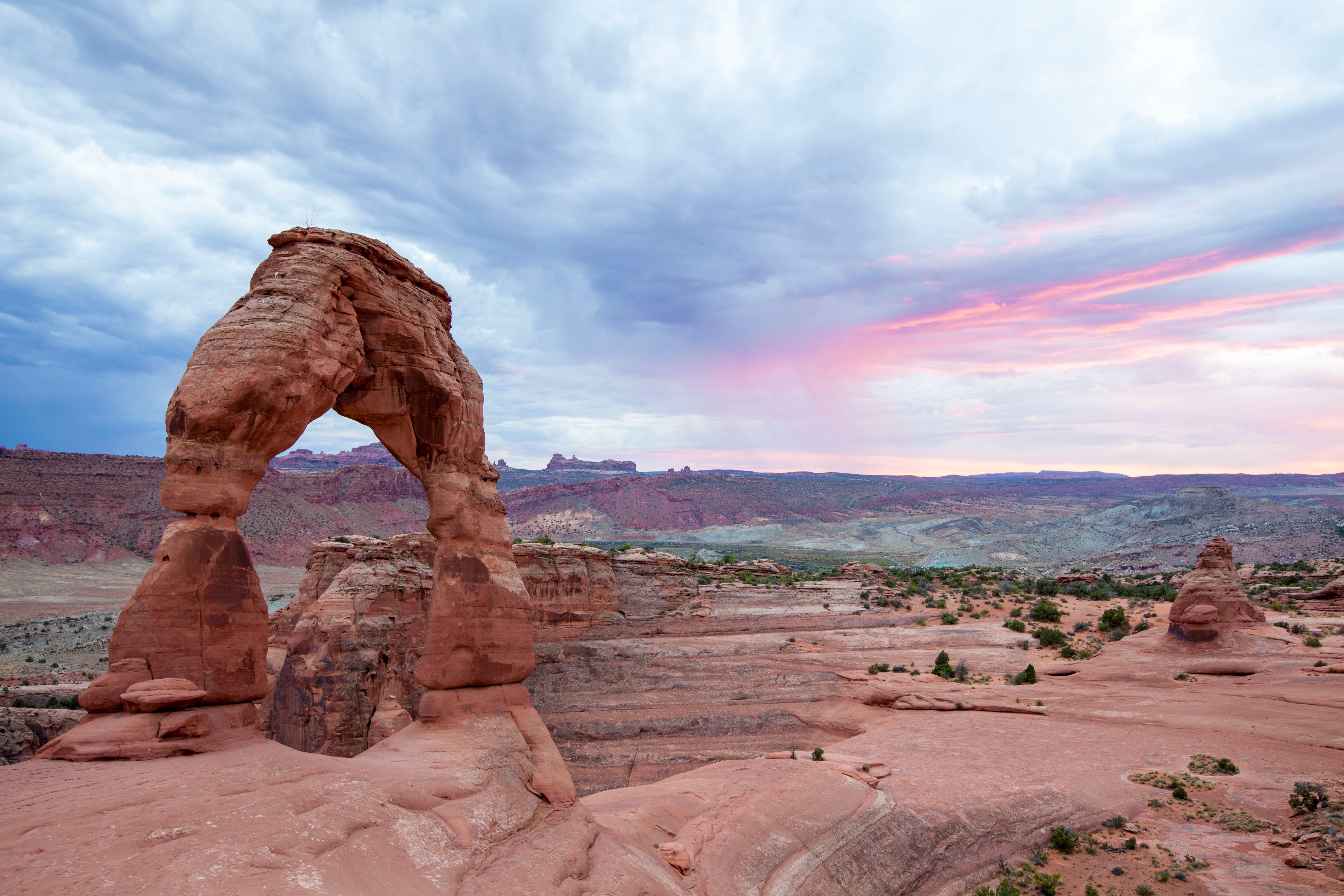 Arches & Goblin Valley scenic view 1
