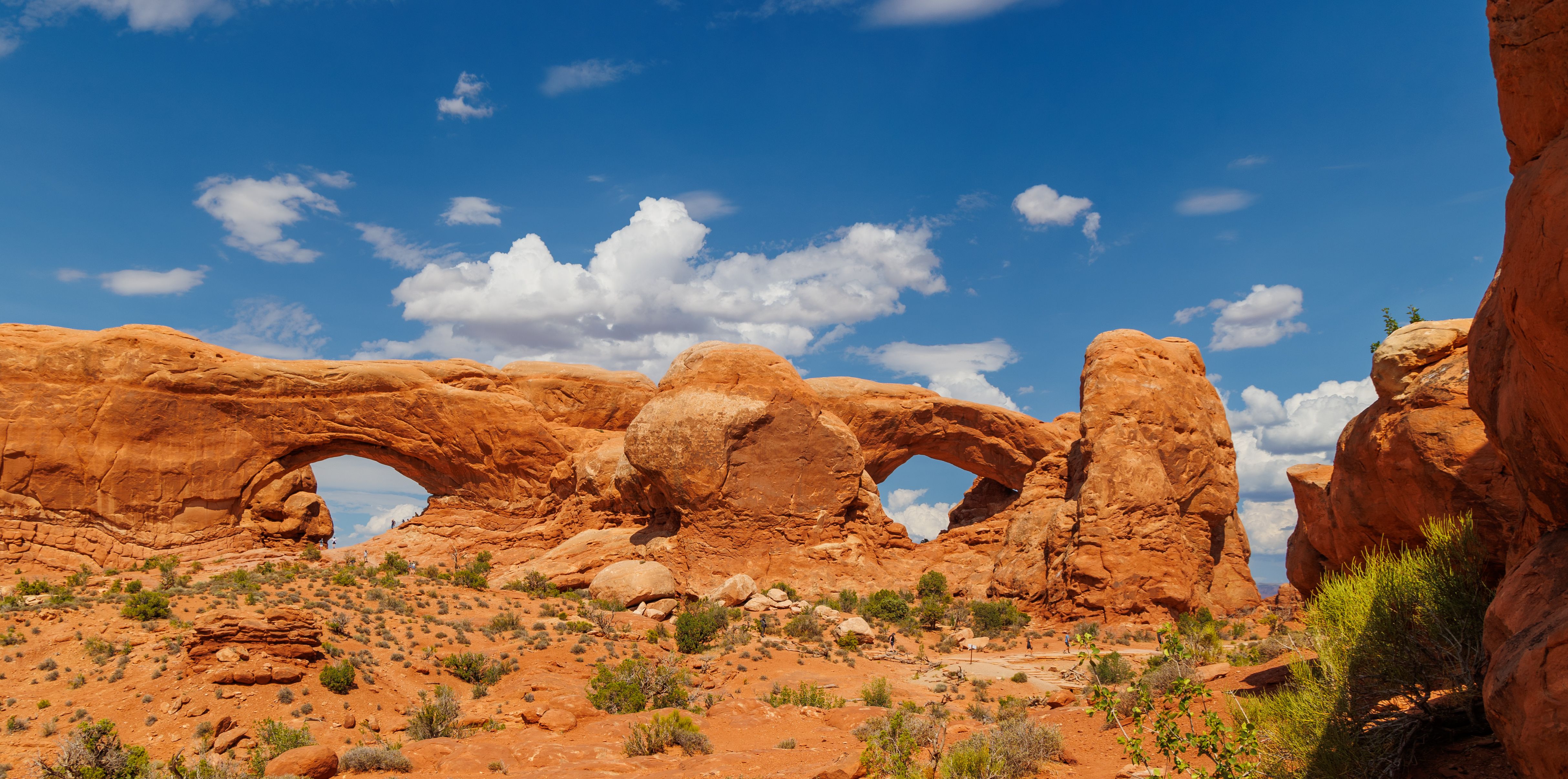 Arches & Goblin Valley scenic view 2